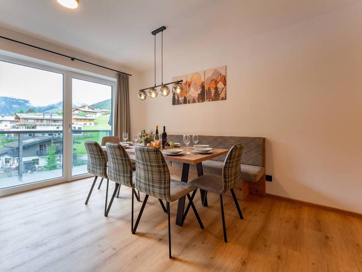 Apartamento entero, Charming apartment directly on the slopes. in Hinterglemm, Saalbach-Hinterglemm