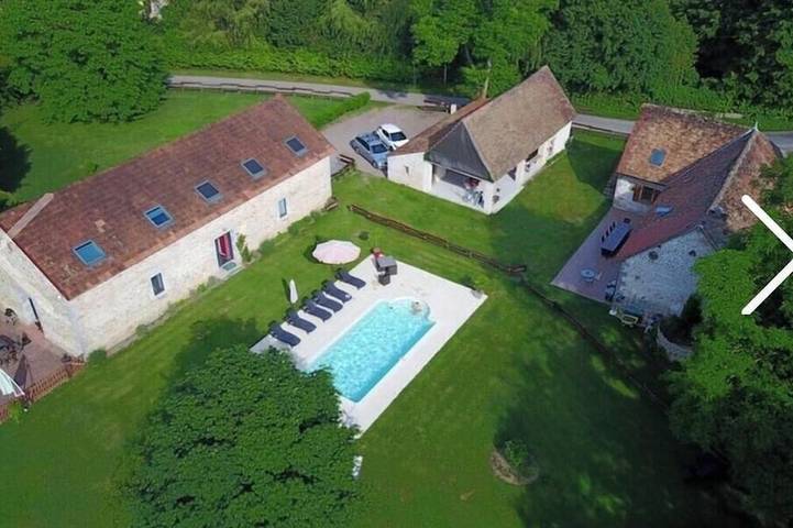Chambre d’hôte pour 8 personnes dans Nièvre