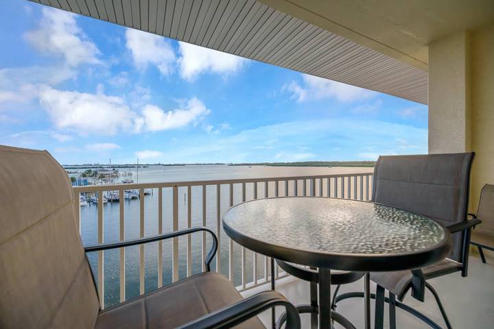 Vacation rental for 4 people, with pool and terrace, with pets in Seminole