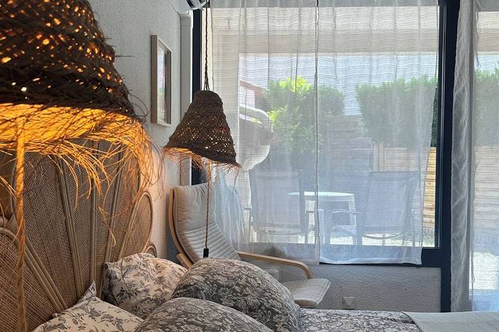 Gîte pour 2 personnes, avec Terrasse dans Thermes des Arènes