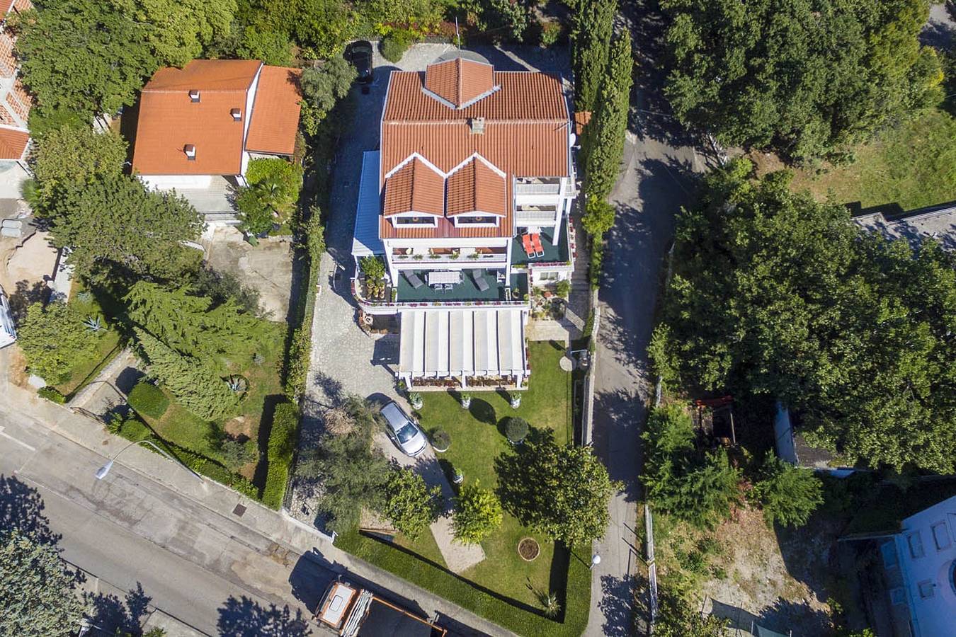 Ganze Wohnung, 2-Zimmer-Ferienwohnung mit Balkon und Meerblick Selce, Crikvenica A-4801-a in Selce, Primorje-Gorski Kotar