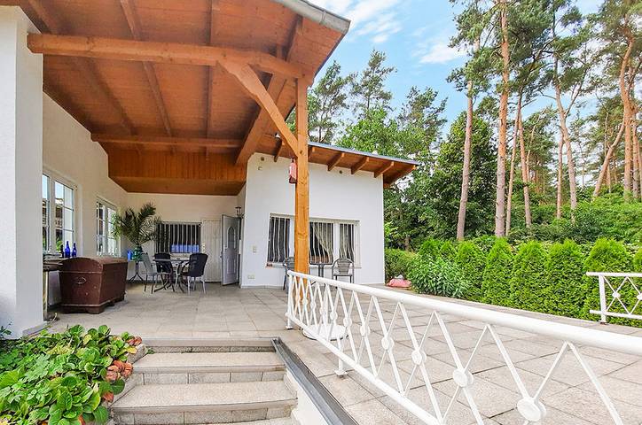 Bungalow für 2 Personen, mit Terrasse und Garten sowie Seeblick in Plau am See