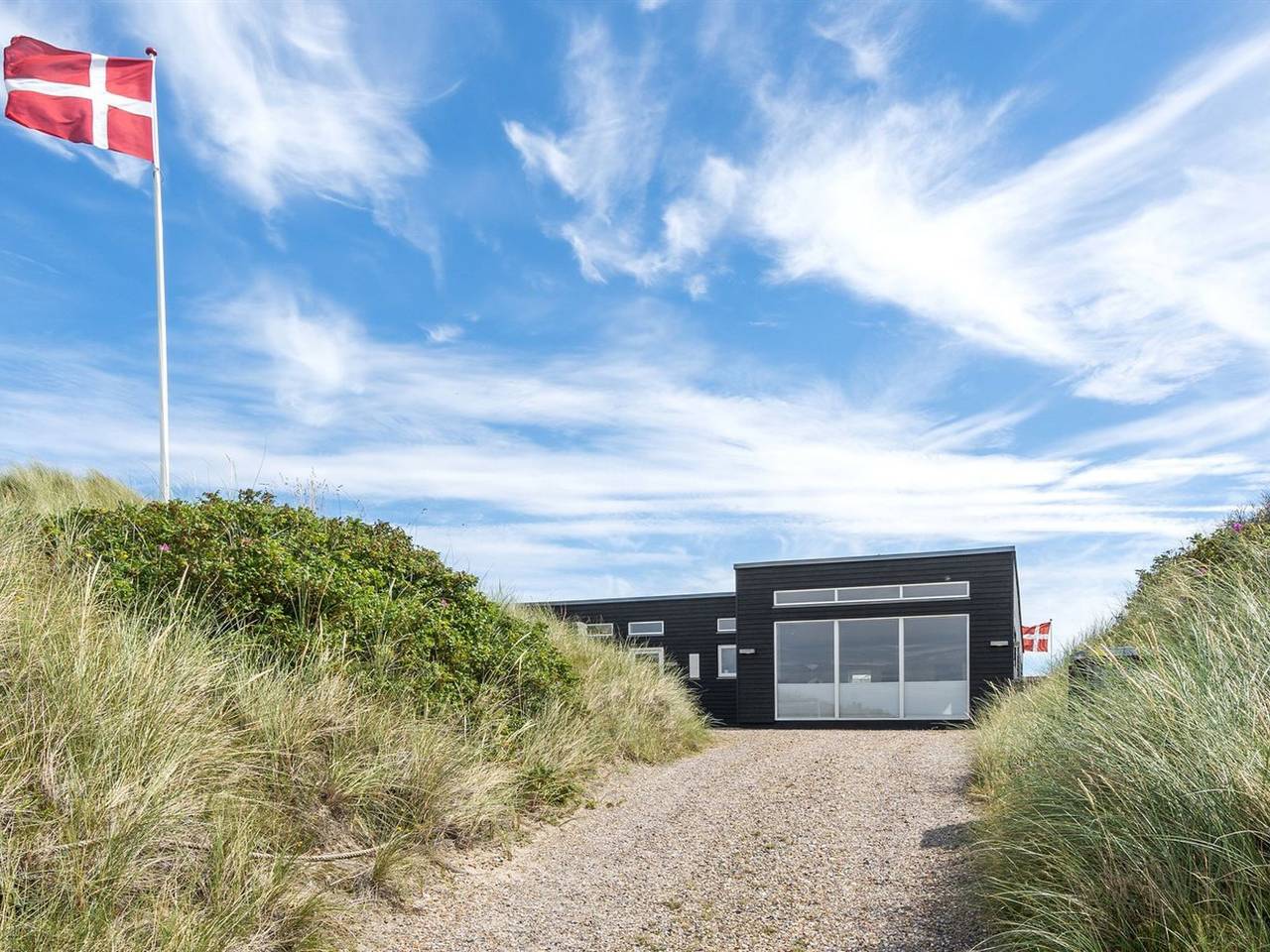 "Carstina" - 400m from the sea in Ringkøbing, Holmsland Klit