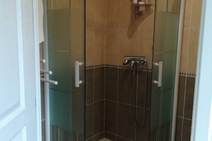 Gîte pour 2 personnes, avec terrasse à Bassussarry - 3