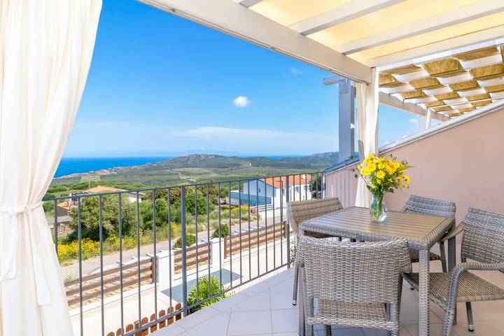 Appartamento intero, Appartamento "Vista Bocche di Bonifacio" con piscina all'aperto in Trinità d'Agultu e Vignola (Borgo), Trinità d'Agultu e Vignola
