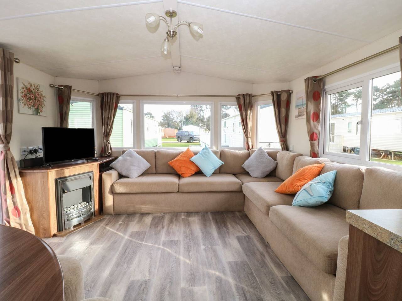 46 Foxburrow Hang in Fritton and Saint Olaves, Great Yarmouth