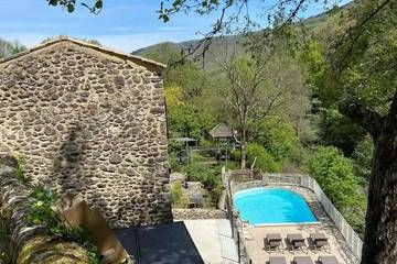 Gîte pour 3 personnes à Rochessauve