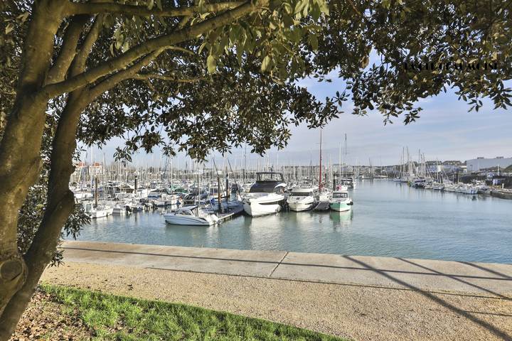 Gîte pour 4 personnes, avec terrasse dans Port Olona - 2