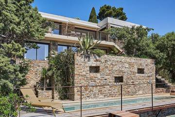 Villa pour 8 personnes, avec terrasse et jardin dans Cap Bénat
