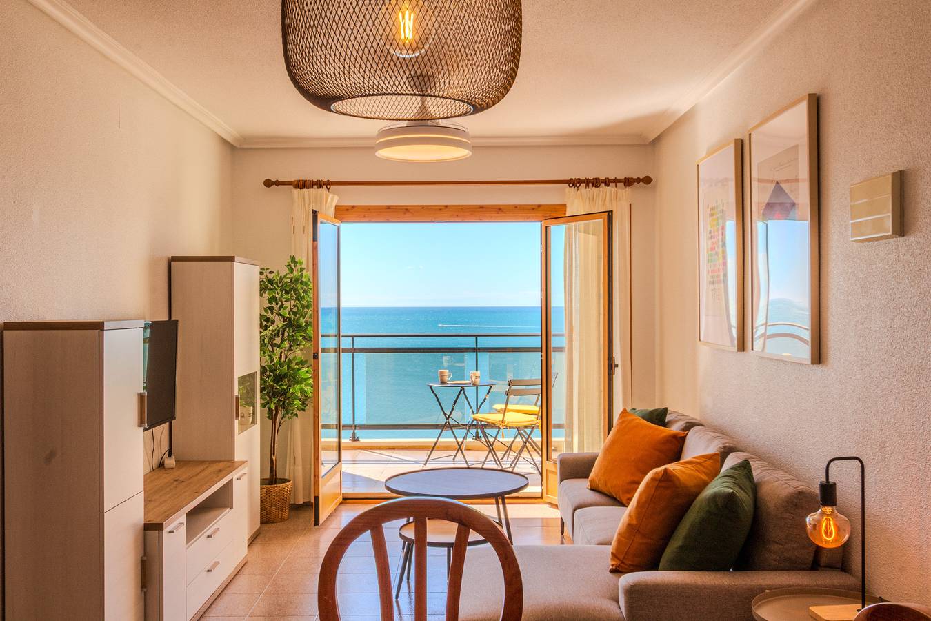Apartamento entero, Apartamento de vacaciones para 5 personas con piscina in Santa Pola, Costa Blanca