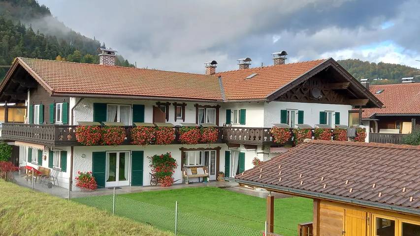 Ferienwohnung für 4 Personen, mit Balkon in Wallgau - 2