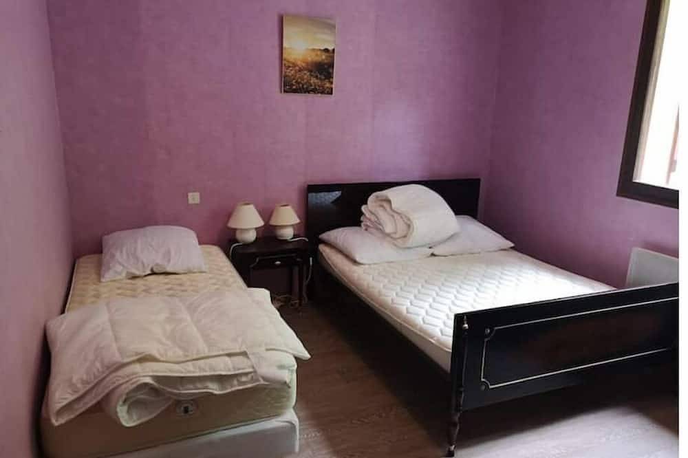 Charmant gîte de montagne avec cheminée in Saint-Paul-de-Salers, Parc naturel régional des Volcans d'Auvergne