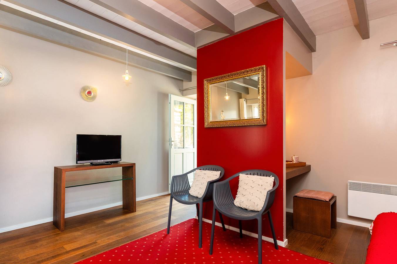 Chambre d'hôtes 'Hortensia' avec piscine partagée, terrasse partagée et Wi-Fi in Arzano, Région de Quimper