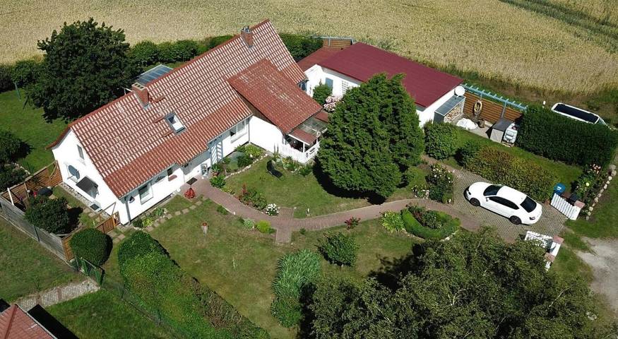 Ferienhaus für 3 Personen, mit Terrasse und Garten sowie Ausblick in Rambin