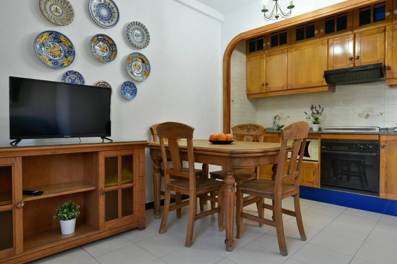 Ganze Wohnung, Apartment with Garden View in Torrevieja, Costa Blanca