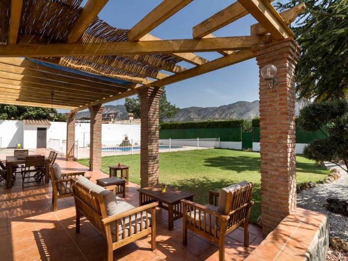 Casa de vacaciones para 6 personas, con terraza además de piscina y jardín en Valle de Lecrín - 2