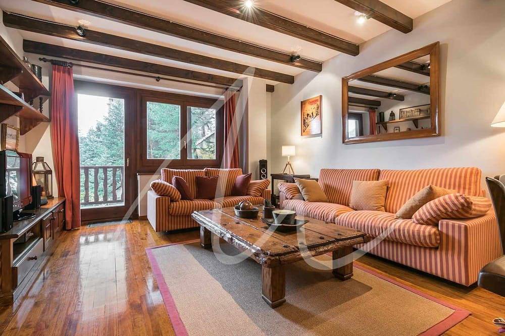 Entire apartment, Amitges by Seamount Rentals in Baqueira, Naut Aran