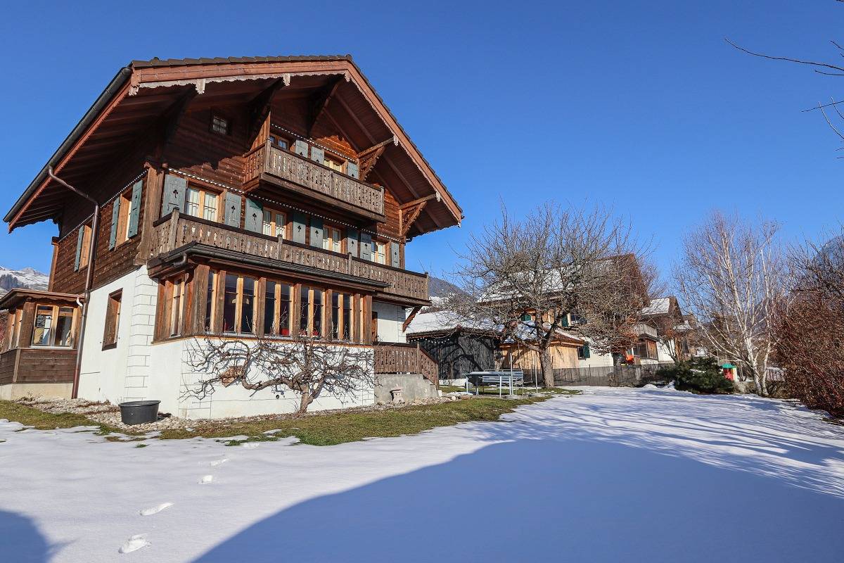 Appartement de vacances entier, Chalet Valrose - 6 chambres à coucher, 180m², 9 personnes in Château-d' Œx, Alpes Vaudoises