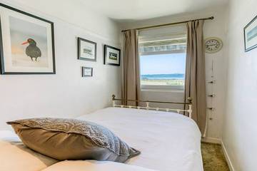 Cottage for 4 People in Rhosneigr, Isle of Anglesey, Photo 1