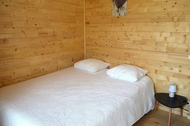 Gîte pour 8 personnes, avec terrasse et piscine, animaux acceptés à Chamberet - 3