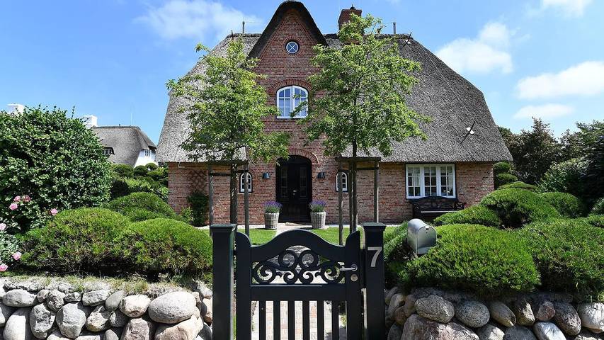 Ferienhaus für 8 Personen, mit Garten und Terrasse sowie Sauna - 1