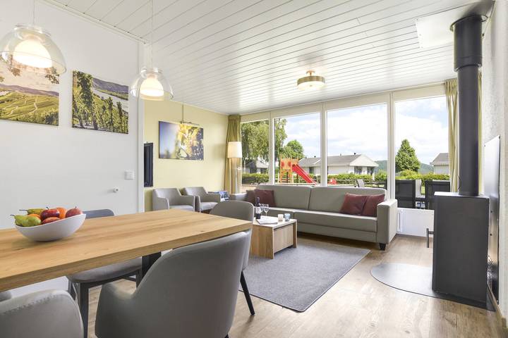 Bungalow für 6 Personen, mit Balkon/Terrasse und Sauna sowie Terrasse an der Mosel - 2