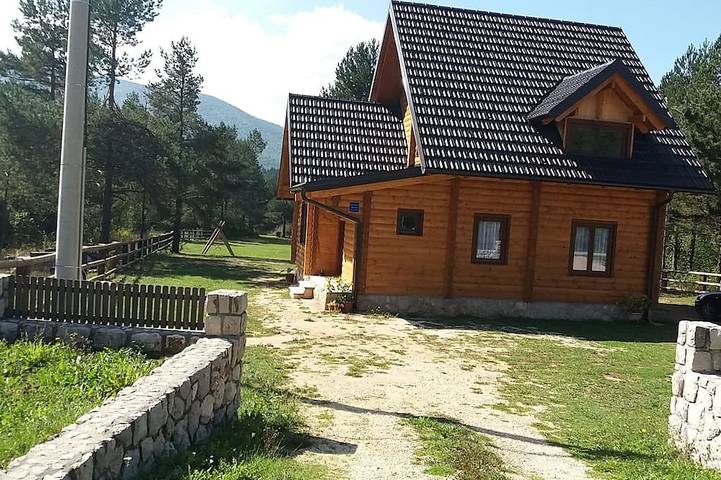 Ferienhaus für 2 Personen, mit Whirlpool an den Plitvicer Seen