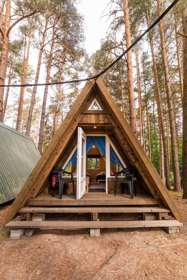 Bungalow für 14 Personen, mit Balkon und Terrasse sowie Garten und Sauna in Estland
