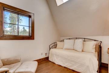 Vacation Home for 6 Guests in Breckenridge, Summit County, Picture 3