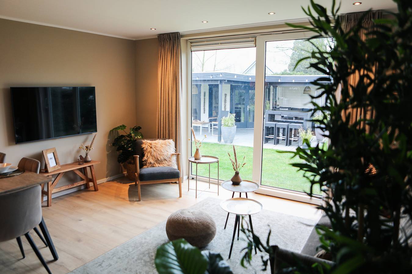 Baarland (Blue Green Holidays) — Stijlvol ingerichte bungalow in Baarland, nr. 42 in Nederlandse Noordzeekust
