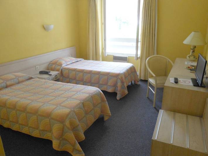 Hôtel pour 3 personnes, avec balcon à Peyrehorade - 3