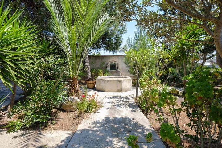 Villa Punta Prosciutto Vista Mare Fronte Mare in Porto Cesareo, Golfo di Taranto