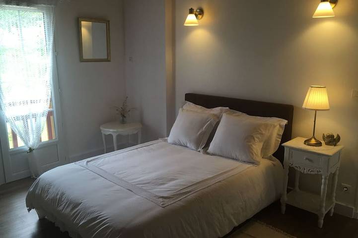 Gîte pour 6 personnes, avec terrasse et jardin à Villefranque - 2