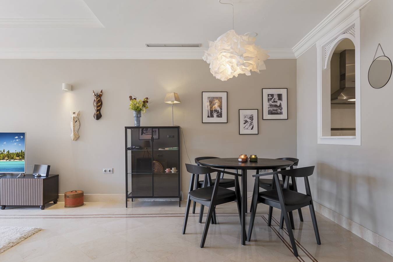 Entire apartment, Aloha Bliss in Nueva Andalucia Golf Valley, Marbella