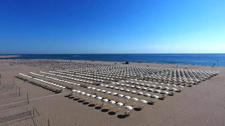Camping für 4 Personen, mit Terrasse und Pool sowie Sauna in Lido di Spina