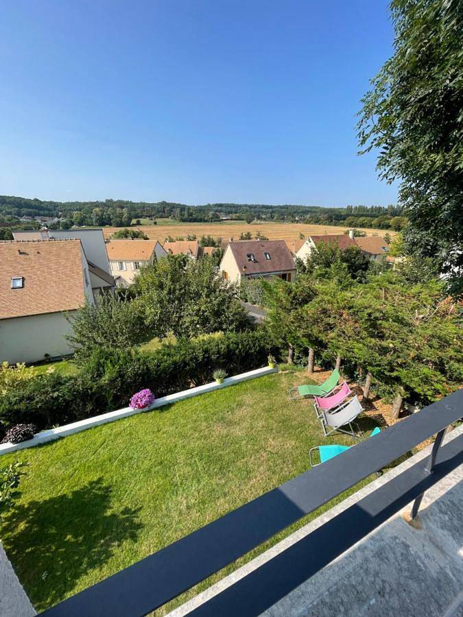 Gîte pour 2 personnes, avec jardin à Fontenay-le-Fleury - 4