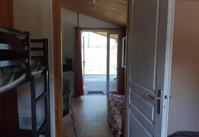 Location de vacances pour 5 personnes, avec terrasse ainsi que vue et jardin, animaux acceptés à Chindrieux - 3