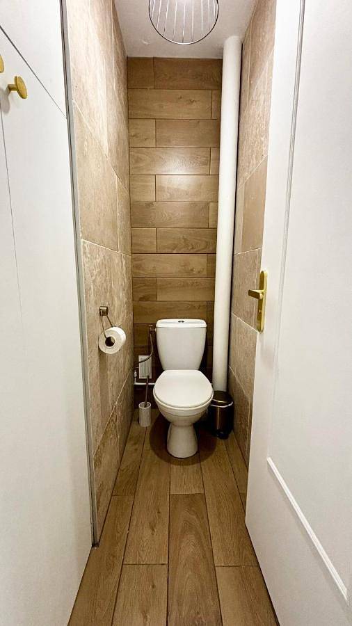 Appartement entier, Three-Bedroom Apartment in Gleizé, Beaujolais