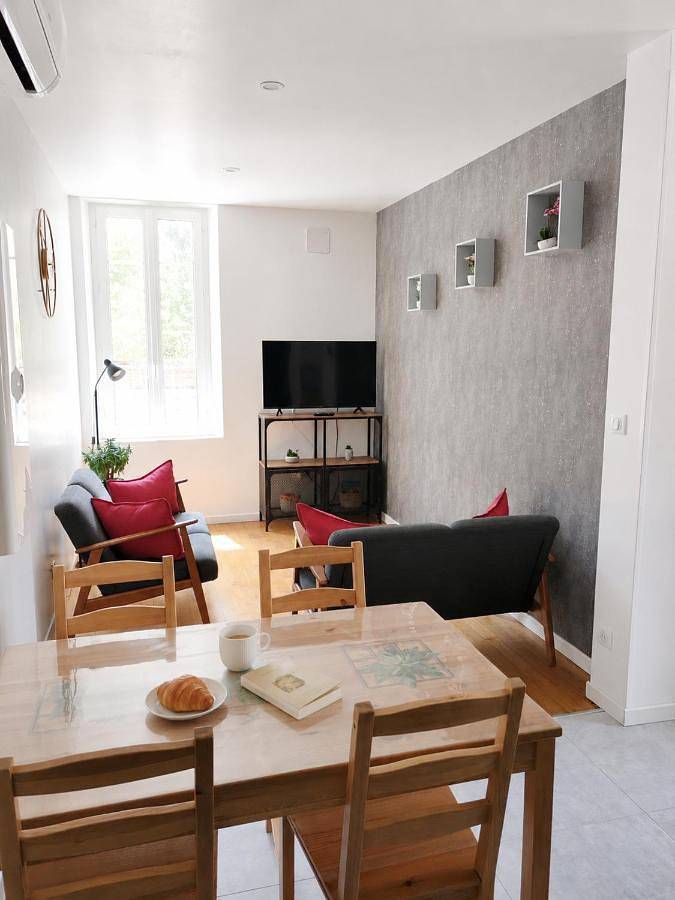 Gîte pour 4 personnes, avec jardin et vue à Cepoy - 2