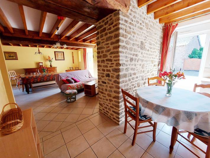 Gemütliches Ferienhaus mit Garten, Grill, Babyausstattung, WLAN – ideal für Familien und Berufsreisende in Saint-Mars-sur-Colmont, Mayenne