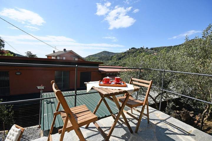Location de vacances pour 2 personnes, avec balcon ainsi que jardin et vue à Leivi - 4