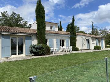 Chambre d’hôte pour 2 personnes, avec piscine et jardin à Sauzet