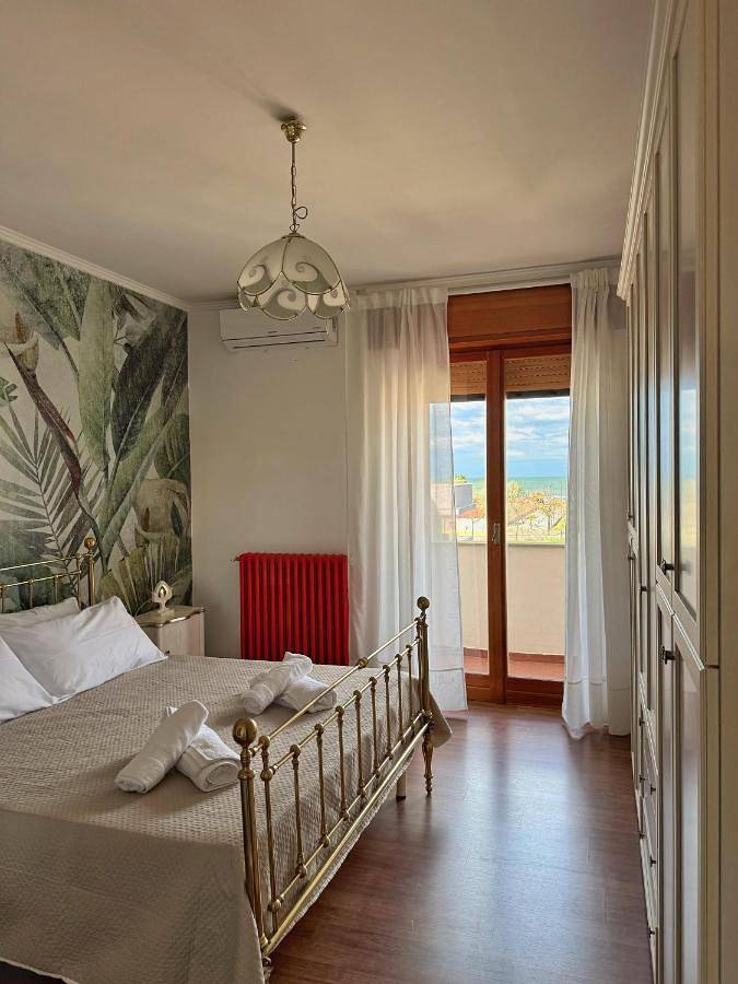 Gîte pour 4 personnes, avec Balcon et Vue à Zapponeta