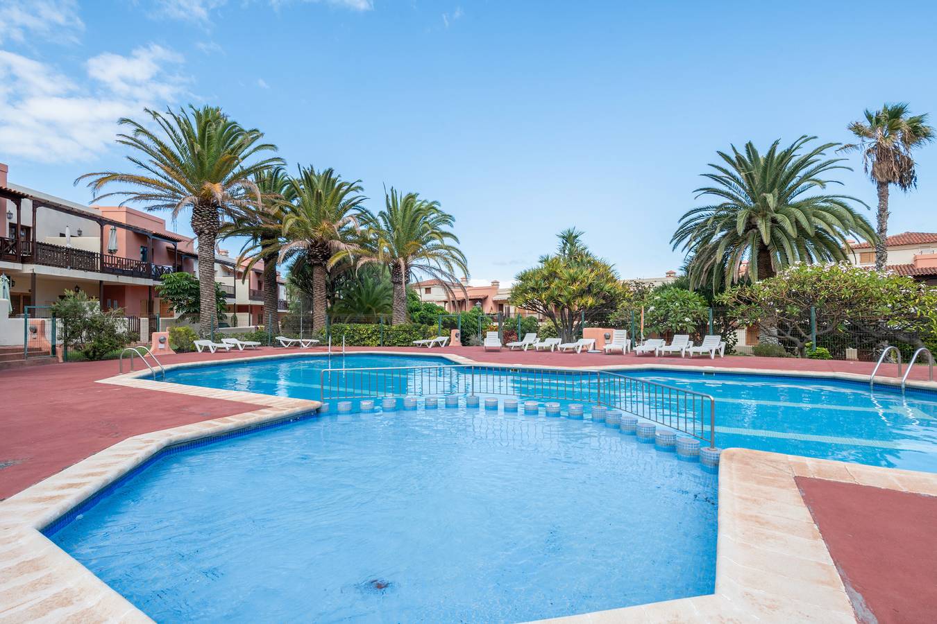Hel lejlighed, Apartment 'Vv Los Balconcitos 32 Los Cancajos' with Shared Pool, Shared Terrace and Wi-Fi in Los Cancajos, La Palma South