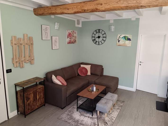 Gîte pour 5 personnes, avec vue et jardin à Grumes