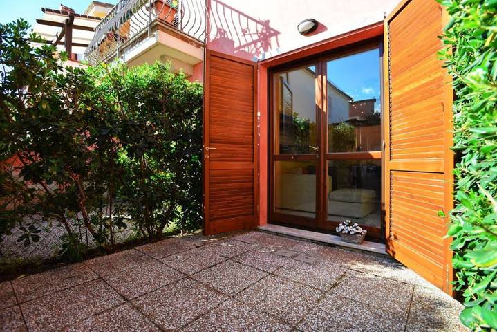 Appartamento vacanze 'Luxury Guesthouse Pula' con giardino, 2 terrazze & Wi-Fi in Pula Cagliari, Pula e dintorni