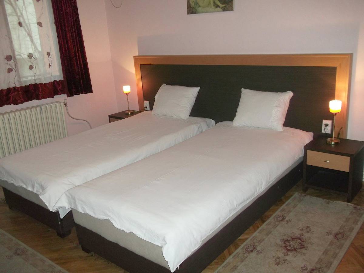 Willkommen im Hotel Vila Silia – Ihr zweites Zuhause in Kisela Voda, Skopje