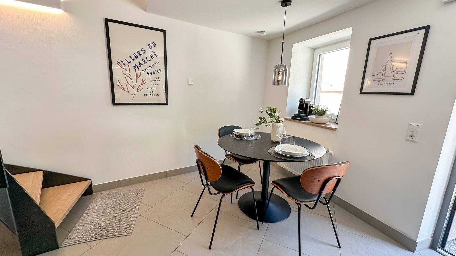 Apartamento inteiro, Apartamento 'Kaisers Nescht' com vista para a montanha, terraço privado e Wi-Fi in Achkarren, Vogtsburg