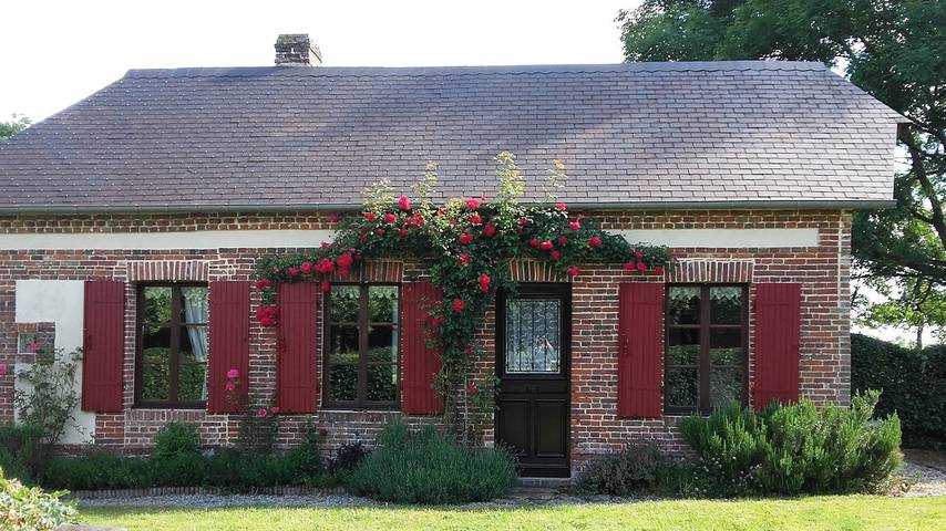 Gîte pour 2 personnes, avec jardin et terrasse, animaux acceptés