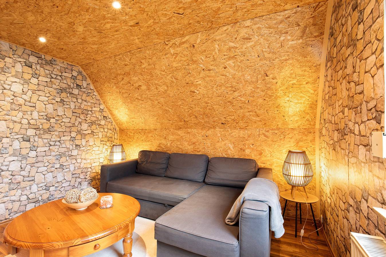 Entire apartment, Apartment 'Ferienwohnung Nickel' with Wi-Fi in Gemünden am Main, Spessart-Mainland